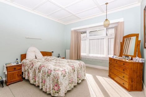 Photo of property in 36 Riverdale Road, Dannevirke, 4930