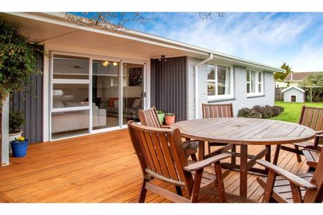 Photo of property in 127 Northcote Road, Northcote, Christchurch, 8052