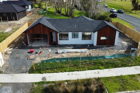 Photo of property in 2 Mahi Road, Helensville, 0800