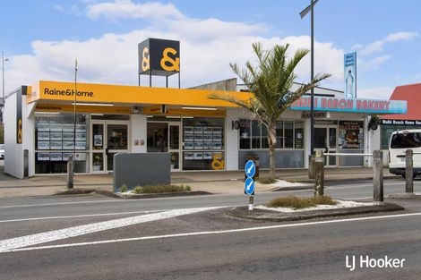 Photo of property in 16 Wilson Road South, Waihi Beach, 3611