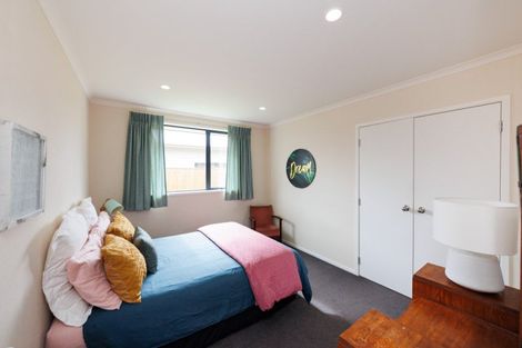 Photo of property in 4 Northbrook Court, Roslyn, Palmerston North, 4414