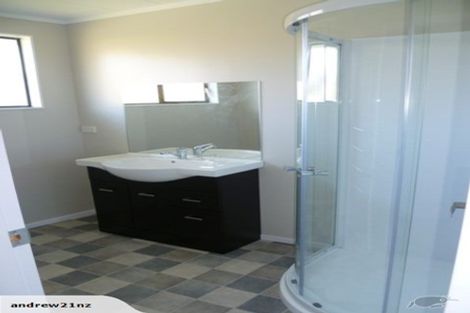 Photo of property in 11a Latitude Close, Whitby, Porirua, 5024