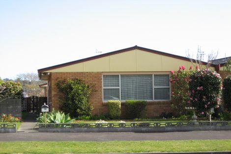 Photo of property in 10d Chilman Street, Strandon, New Plymouth, 4312