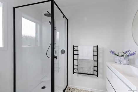 Photo of property in 1/111 Arran Road, Browns Bay, Auckland, 0630