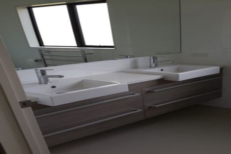 Photo of property in 20 Andalusian Way, Karaka, Papakura, 2113