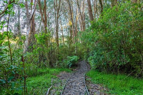 Photo of property in 95 Ahumoana Road, Okura Bush, Silverdale, 0794