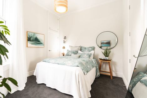 Photo of property in 18 Portland Crescent, Thorndon, Wellington, 6011