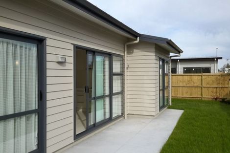 Photo of property in 20 Andalusian Way, Karaka, Papakura, 2113