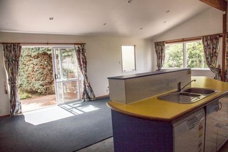 Photo of property in 194a Queen Street, Northcote Point, Auckland, 0627