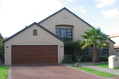 Photo of property in 23 Connemara Court, West Harbour, Auckland, 0618