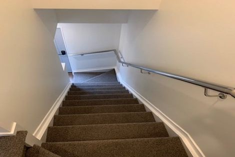 Photo of property in 6 Hoopers Road, Glen Eden, Auckland, 0602