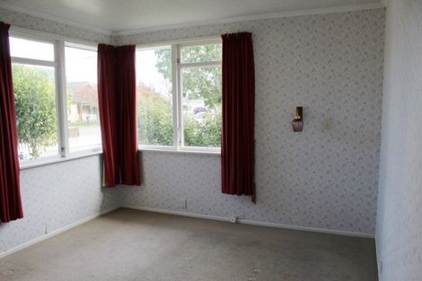 Photo of property in 3 Martin Street, Waikanae, 5036