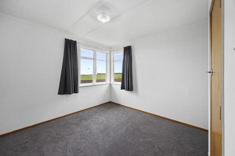 Photo of property in 50 Ramanui Avenue, Hawera, 4610