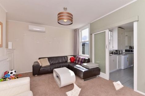 Photo of property in 11 Harper Street, Newtown, Wellington, 6021
