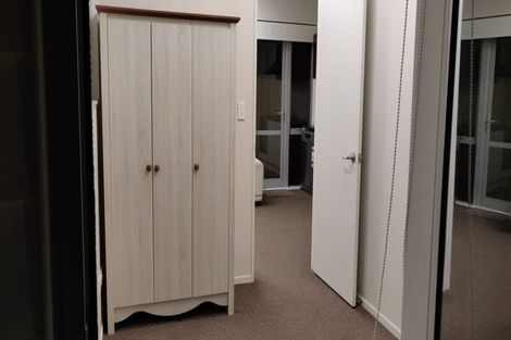 Photo of property in 5 Hazel Glen, Bayview, Auckland, 0629