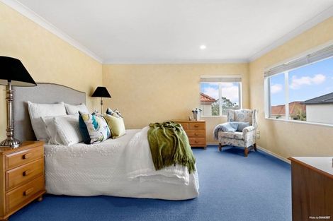 Photo of property in 12 Brooke Ridge Rise, East Tamaki Heights, Auckland, 2016