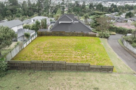 Photo of property in 12 Vintage Drive, Henderson, Auckland, 0612