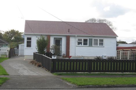 Photo of property in 23 Pilcher Crescent, Naenae, Lower Hutt, 5011