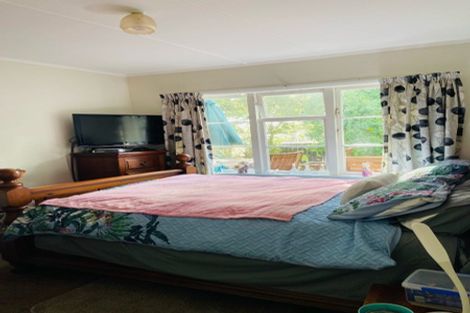 Photo of property in 122 Mahia Road, Wattle Downs, Auckland, 2103