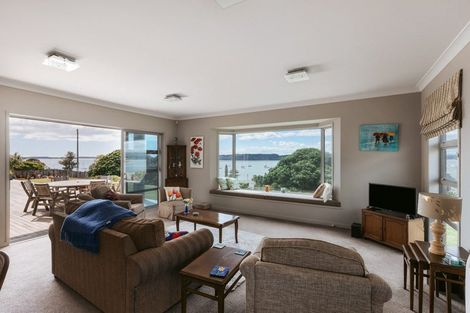 Photo of property in 109 Harbour View Road, Omokoroa, 3114