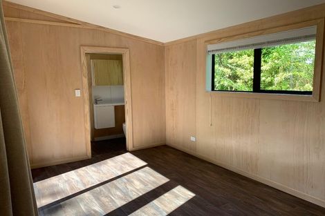 Photo of property in 2a Rimu Road, Stanmore Bay, Whangaparaoa, 0932