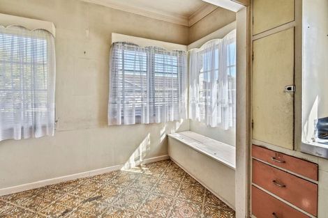 Photo of property in 17 Peverill Crescent, Papatoetoe, Auckland, 2025