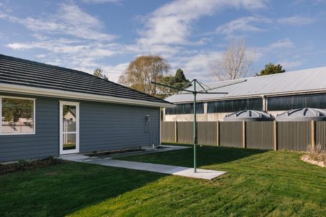 Photo of property in 9 Railway Terrace, Ohau, 5570