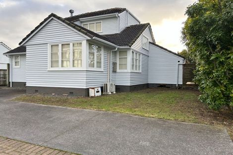 Photo of property in 35 Anzac Street, Takapuna, Auckland, 0622