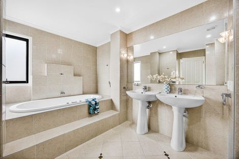 Photo of property in 64 Seacrest Drive, West Harbour, Auckland, 0618