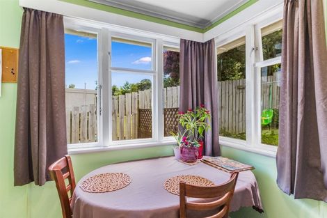 Photo of property in 34 Dimock Street, Titahi Bay, Porirua, 5022