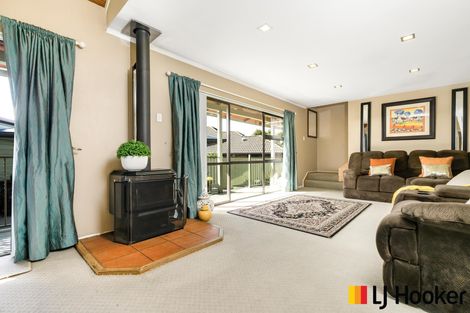 Photo of property in 16 Muirfield Street, Wattle Downs, Auckland, 2103