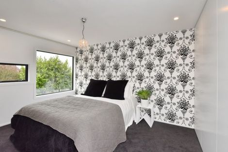 Photo of property in 6 Craigieburn Lane, Mount Pleasant, Christchurch, 8081
