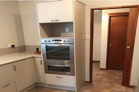 Photo of property in 11a Montgomery Terrace, Hokowhitu, Palmerston North, 4410