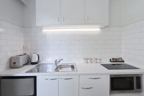 Photo of property in 213 Jervois Road, Herne Bay, Auckland, 1011