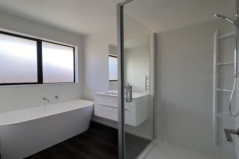 Photo of property in 132 Shillingford Boulevard, Rolleston, 7615