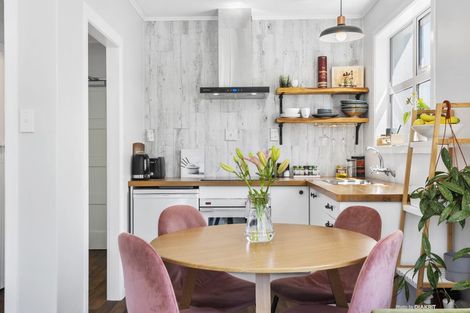 Photo of property in 4/36 Roxburgh Street, Mount Victoria, Wellington, 6011