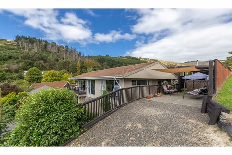 Photo of property in 7 Dalefield Drive, Cashmere, Christchurch, 8022