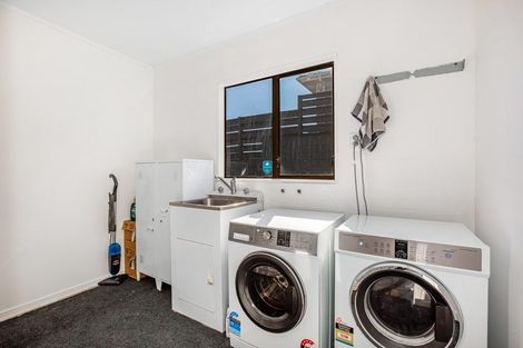 Photo of property in 8 Outram Grove, Kelson, Lower Hutt, 5010