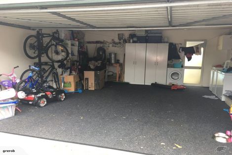 Photo of property in 1/156 Nile Road, Milford, Auckland, 0620