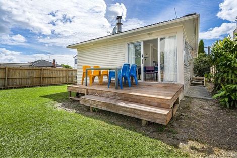 Photo of property in 145 Portage Road, New Lynn, Auckland, 0600