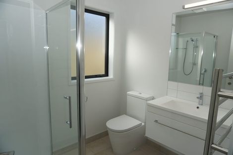 Photo of property in 24 Pakaraka Drive, Papakura, 2110