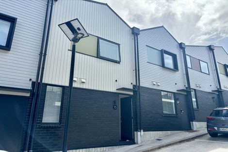 Photo of property in 15 Panoni Lane, Howick, Auckland, 2014