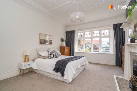 Photo of property in 65 Hargest Crescent, Saint Kilda, Dunedin, 9012