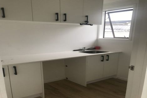 Photo of property in 65 Marendellas Drive, Bucklands Beach, Auckland, 2014