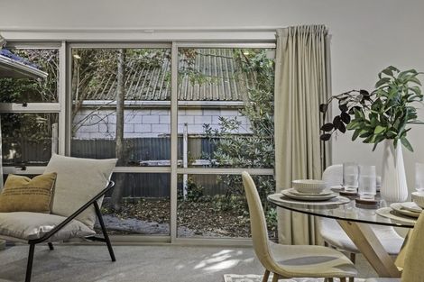 Photo of property in 2/94a Staveley Street, Avonhead, Christchurch, 8042