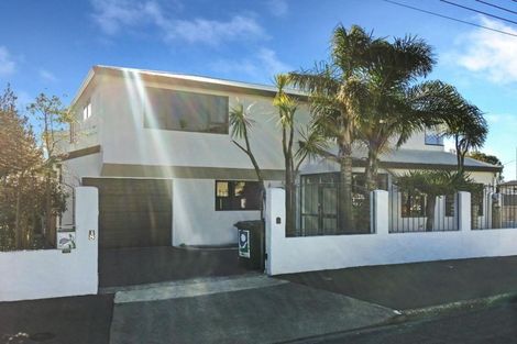 Photo of property in 1/8 Meeanee Quay, Westshore, Napier, 4110