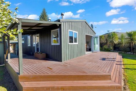 Photo of property in 15 Harewood Road, Oxford, 7430