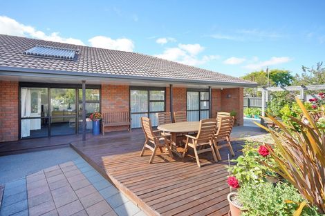 Photo of property in 19 Saint Pauls Place, Burwood, Christchurch, 8083