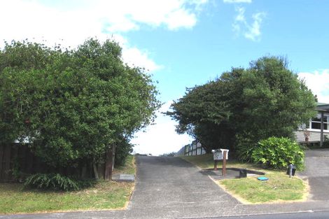 Photo of property in 69b Sycamore Drive, Sunnynook, Auckland, 0620