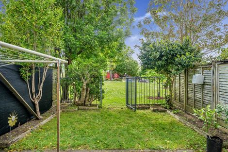 Photo of property in Tuscany Way, 20/3 Ambrico Place, New Lynn, Auckland, 0600